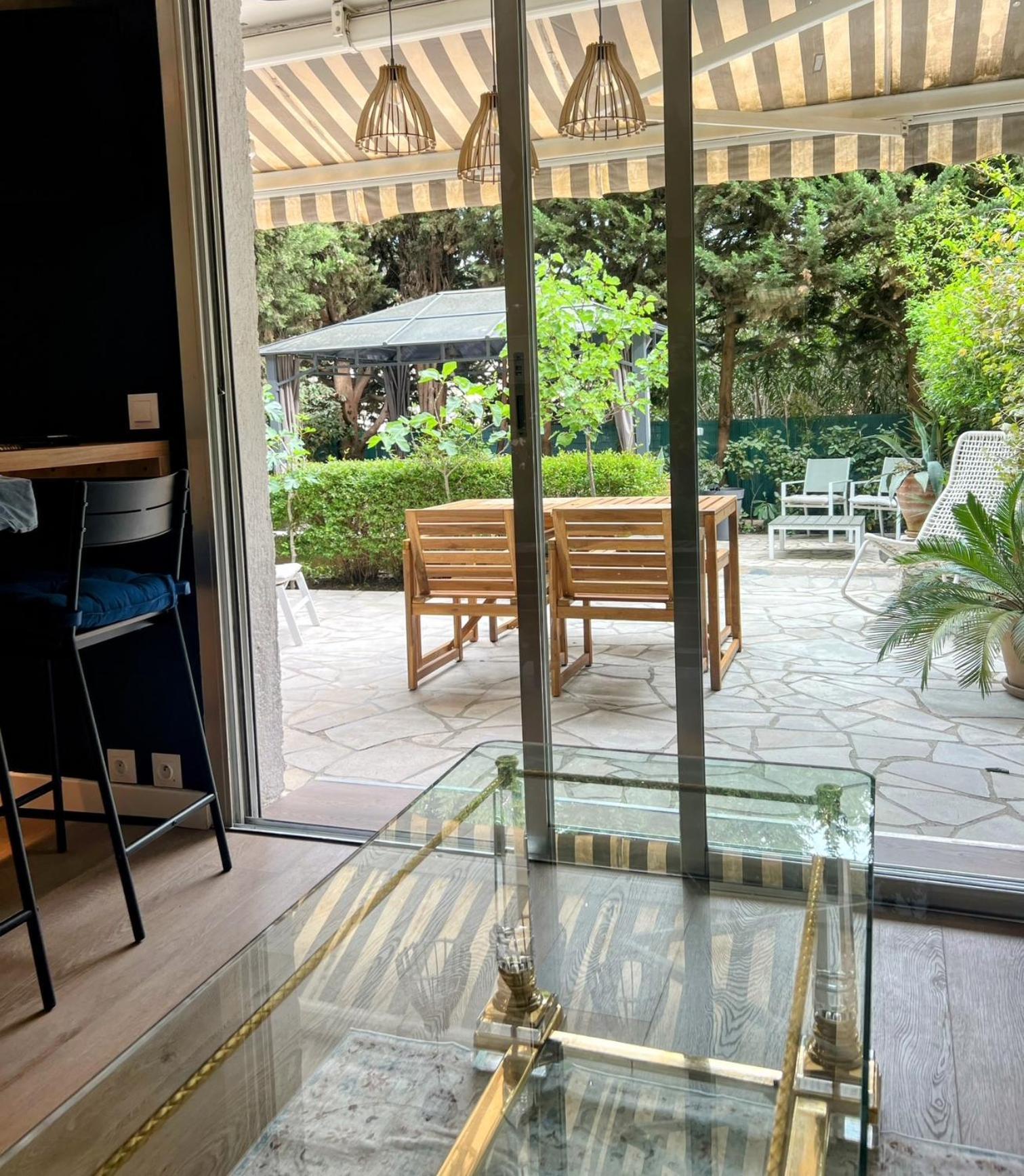 Superbe Appartement Avec Terrasse Jardin Et Parking Prive Saint Tropez Exteriér fotografie